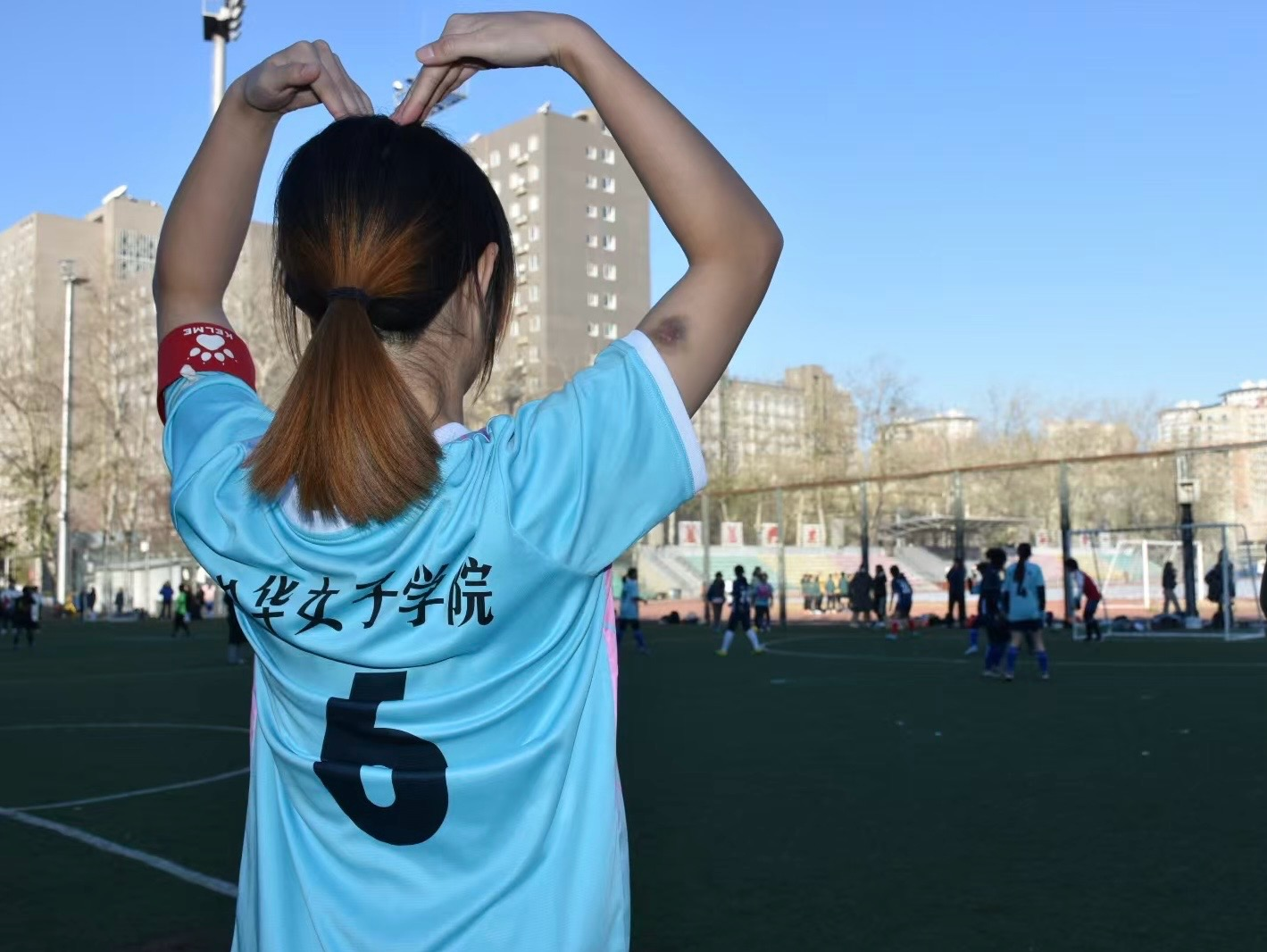 “最长寒假”启动，去哪儿公益活动帮助“小候鸟”跟父母团圆