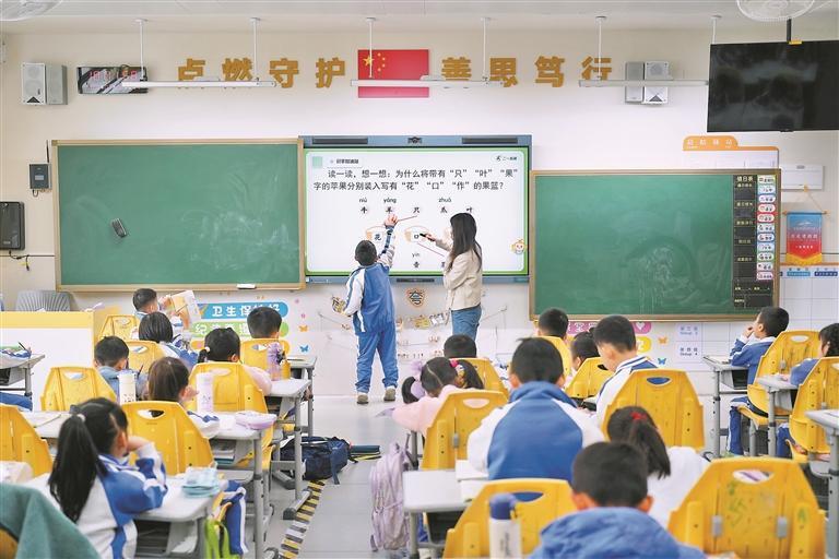 2024年全市完成新改扩建中小学幼儿园160所