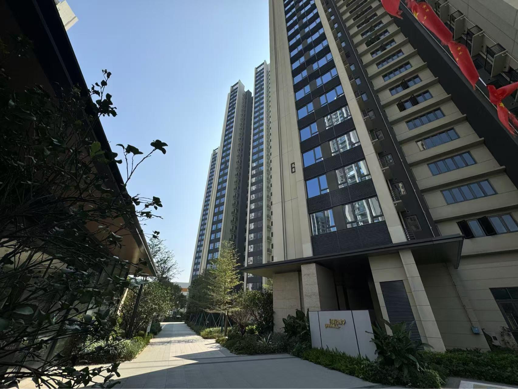 精准施策促楼市止跌回稳！去年深圳住宅成交超10万套
