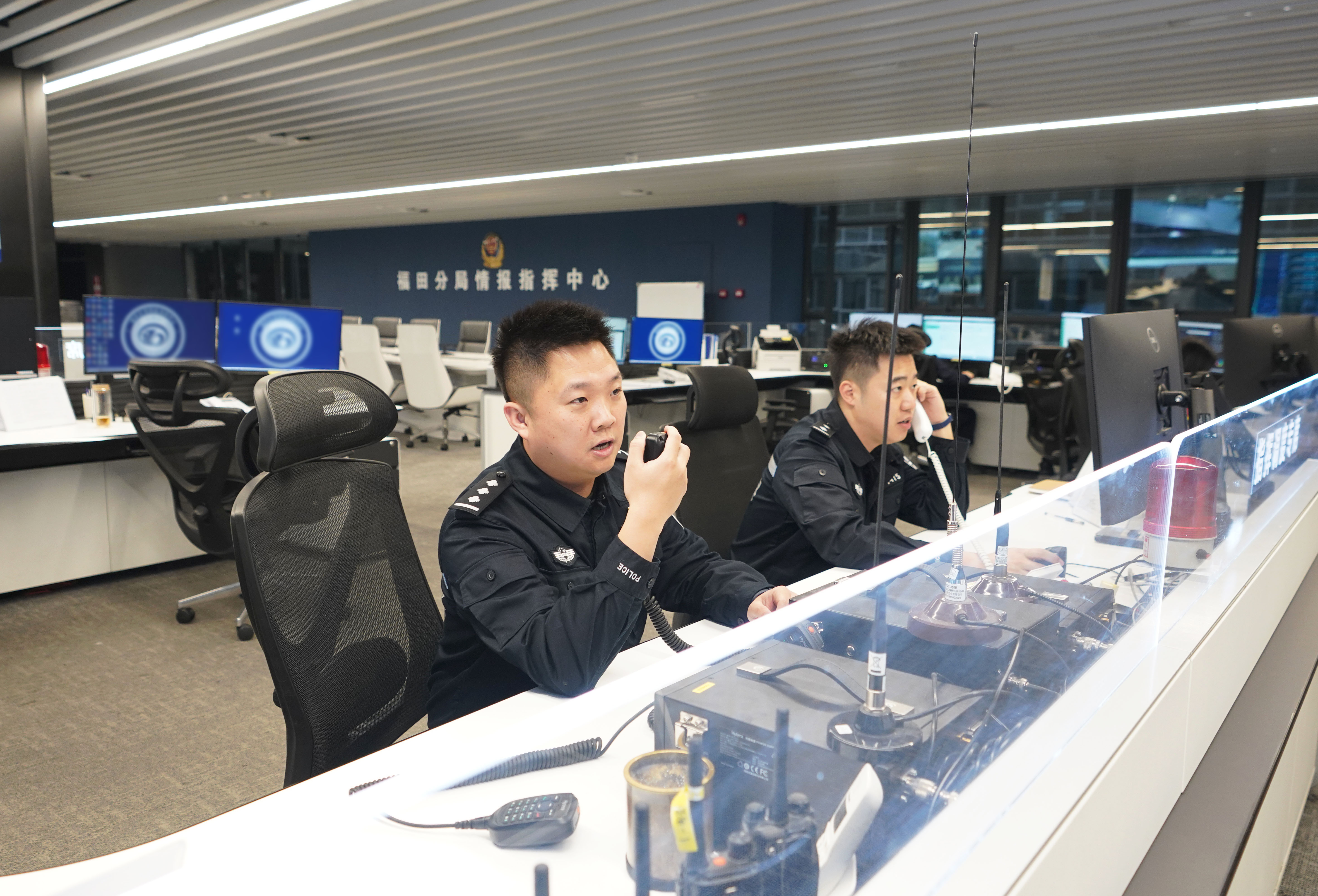 （重稿）深圳福田公安：闻警即动快速出警，争分夺秒守护平安