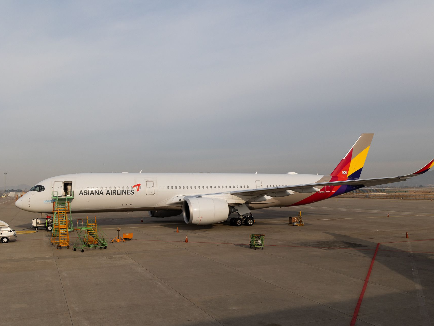 韩国一客机跑道加速时突发故障，航空公司致歉