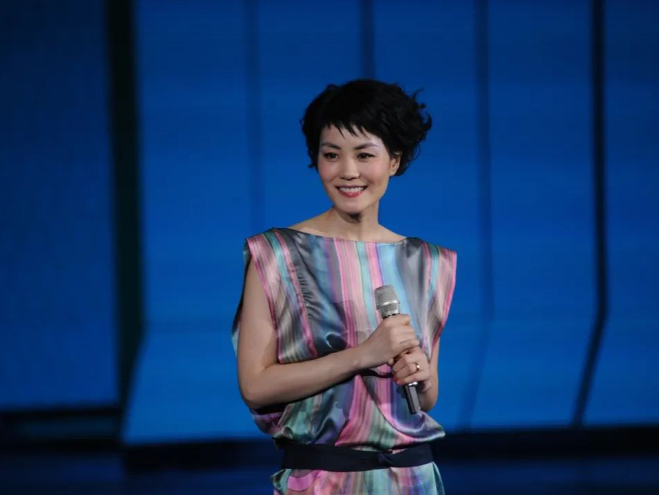 春晚正式官宣！时隔七年，王菲又传新消息！网友：久违了