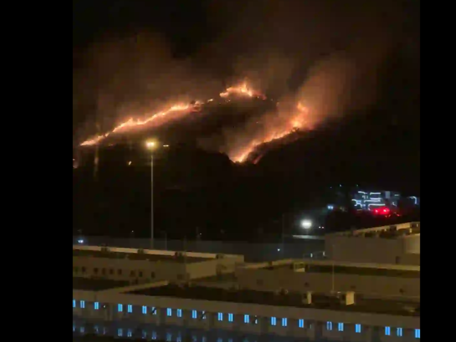港方回应香港白虎山山火：火势已控制，无人员伤亡