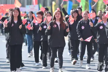 火炬开发区举行慈善万人行活动，共募集善款约780万元
