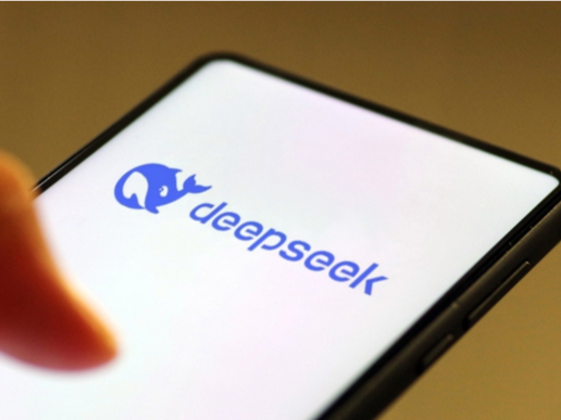 当DeepSeek出口成章，孩子还用学语文吗？