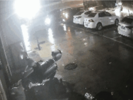 新能源汽车半夜遭盗窃，陌生人为何能隔空解锁？｜有料