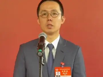 将发动100家港资在深企业提供岗位，市政协委员周灿明建言深港青年交流 | 委员声音