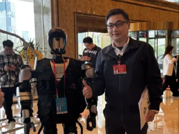 春招首周，AI行业招聘同比增近五成，委员热议“AI人才”培养丨委员声音
