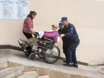 赞！深圳物业人温情守护特殊困难群体