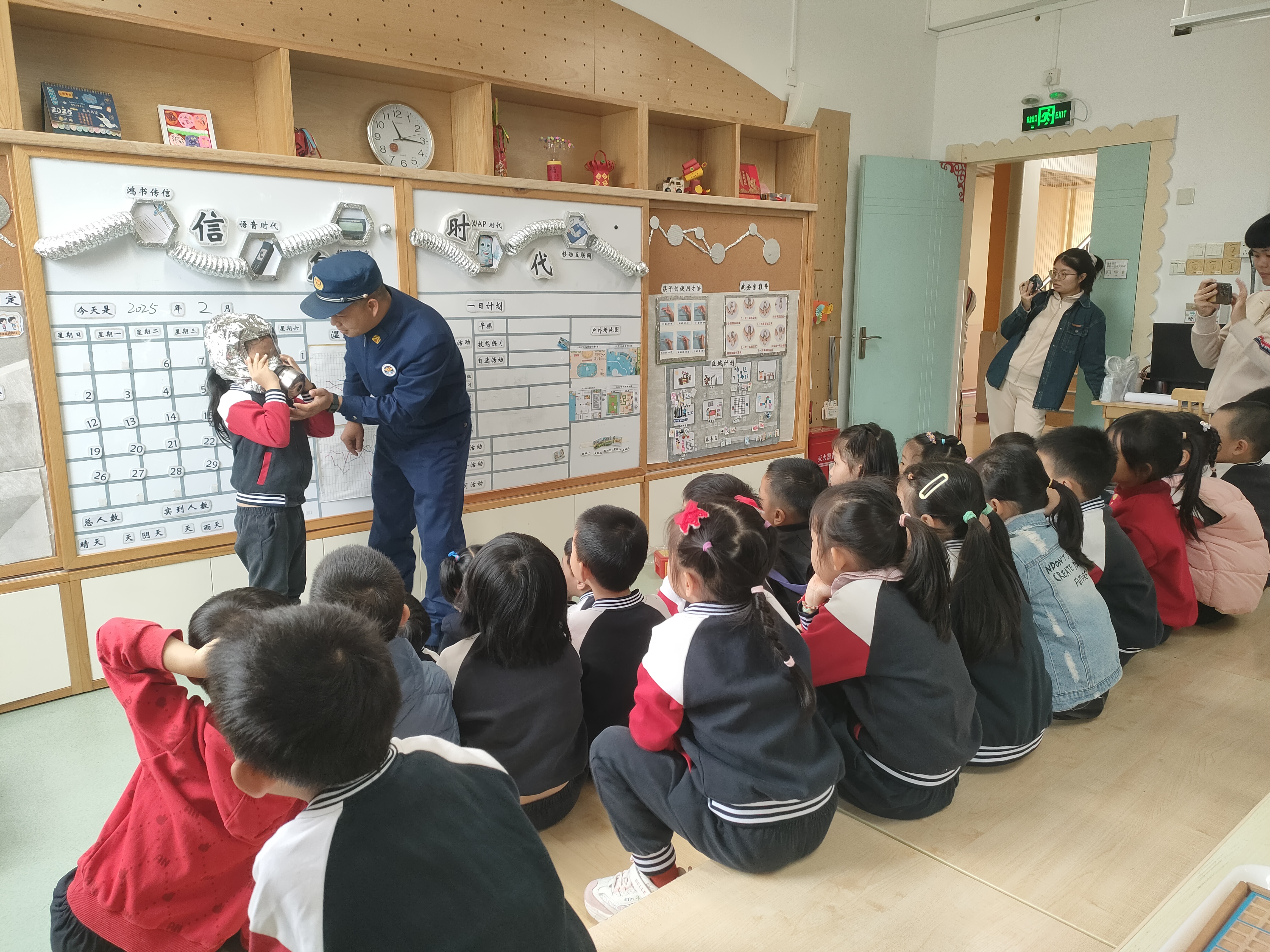 龙华消防进校园 讲授开学“第一课”