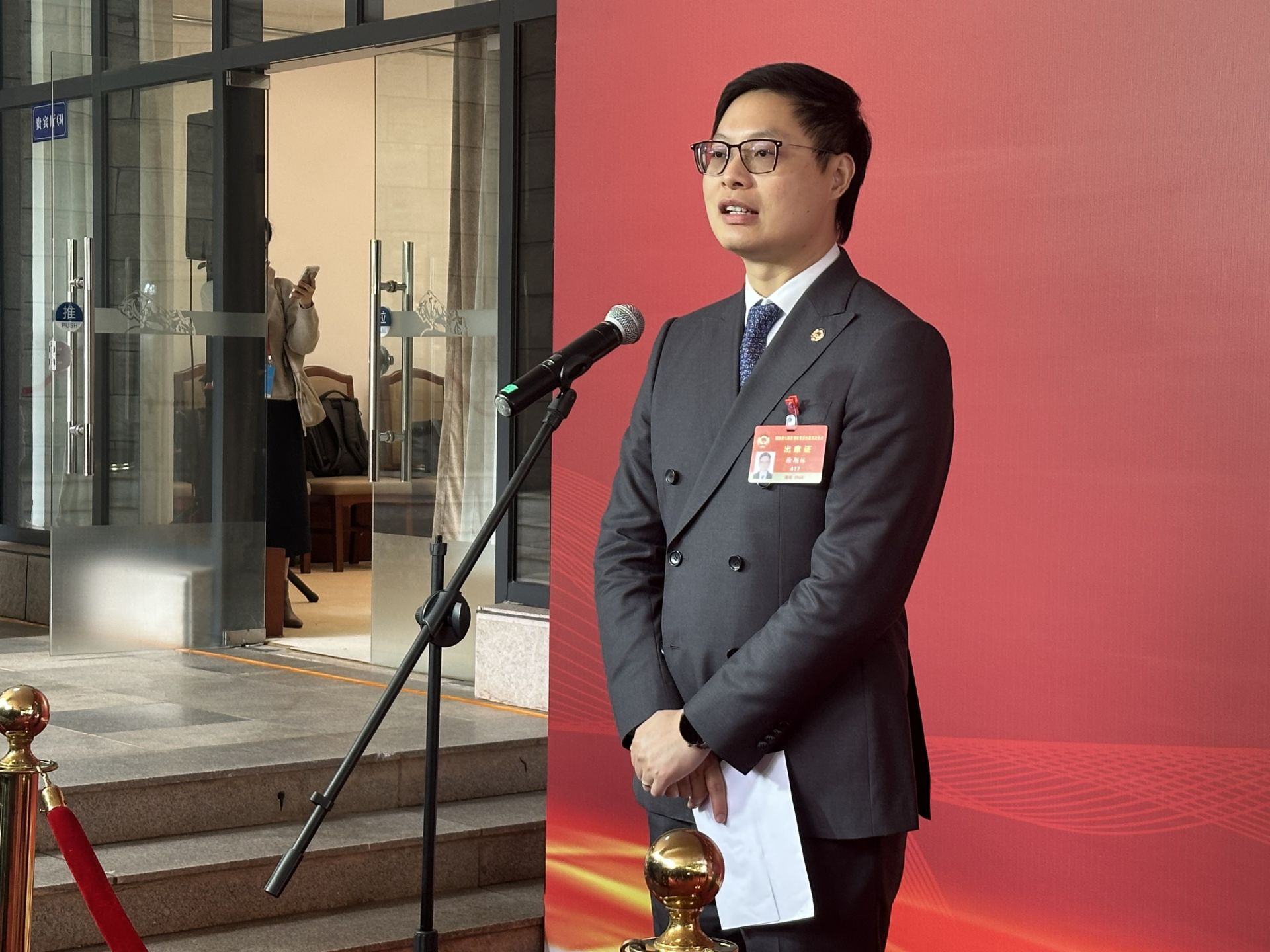 市政协委员徐期林：AI赋能艺术鉴定，让每件艺术品都有“身份证”丨委员声音