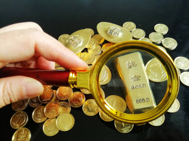 涨破2900美元，此轮金价狂飙的逻辑有何不同？
