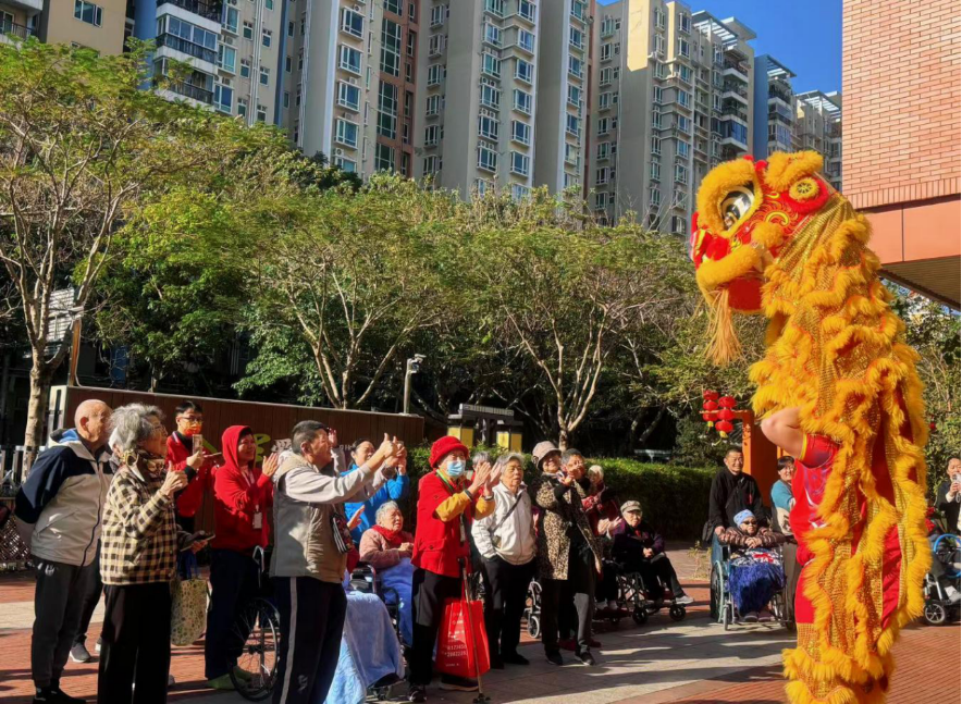 深圳市养老护理院里的快乐幸福年