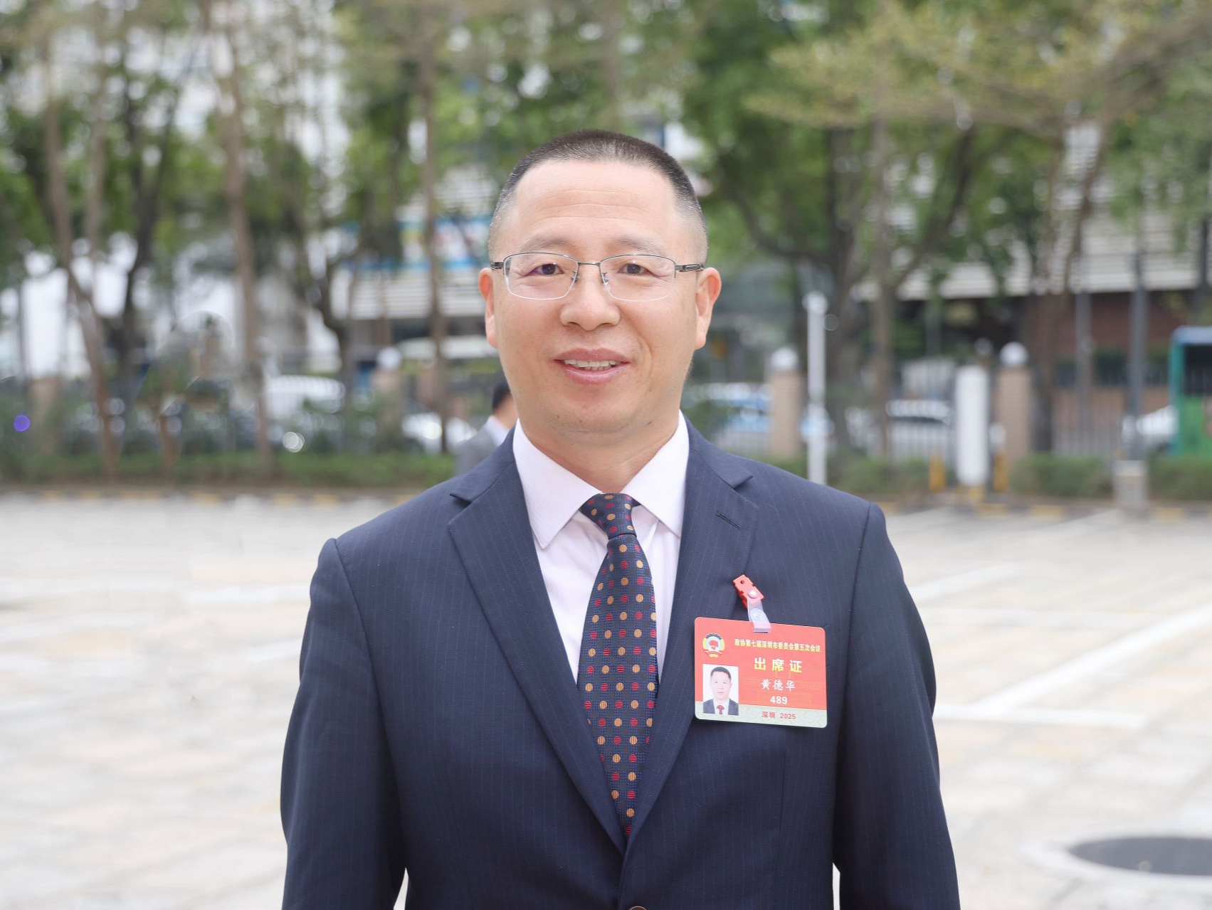 被“来了就是深圳人”打动，市政协委员分享两会参会感受，点赞城市温情