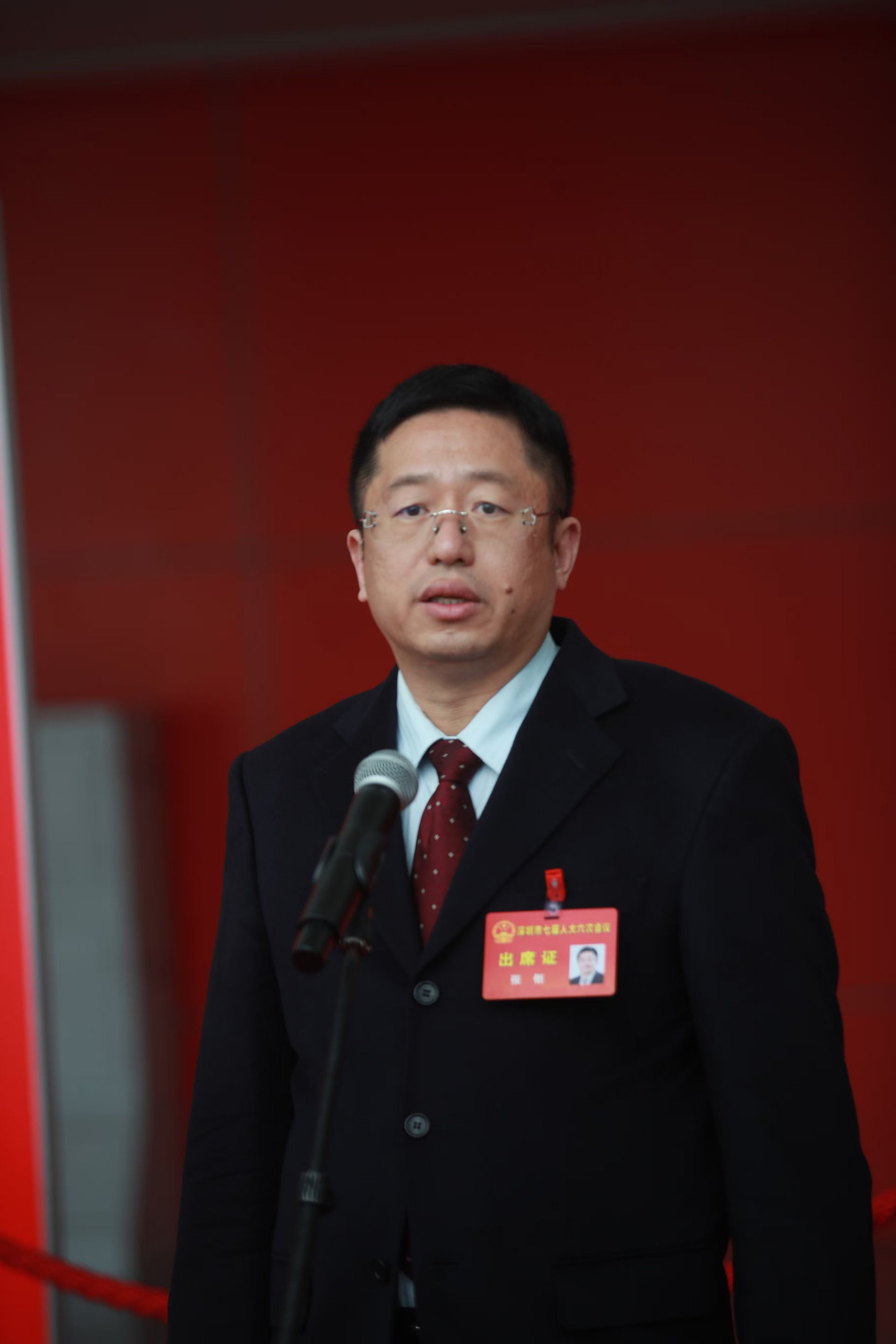 市人大代表、深圳市优必选科技股份有限公司首席财务官张钜：深圳有条件有优势把未来的人形机器人产业做扎实