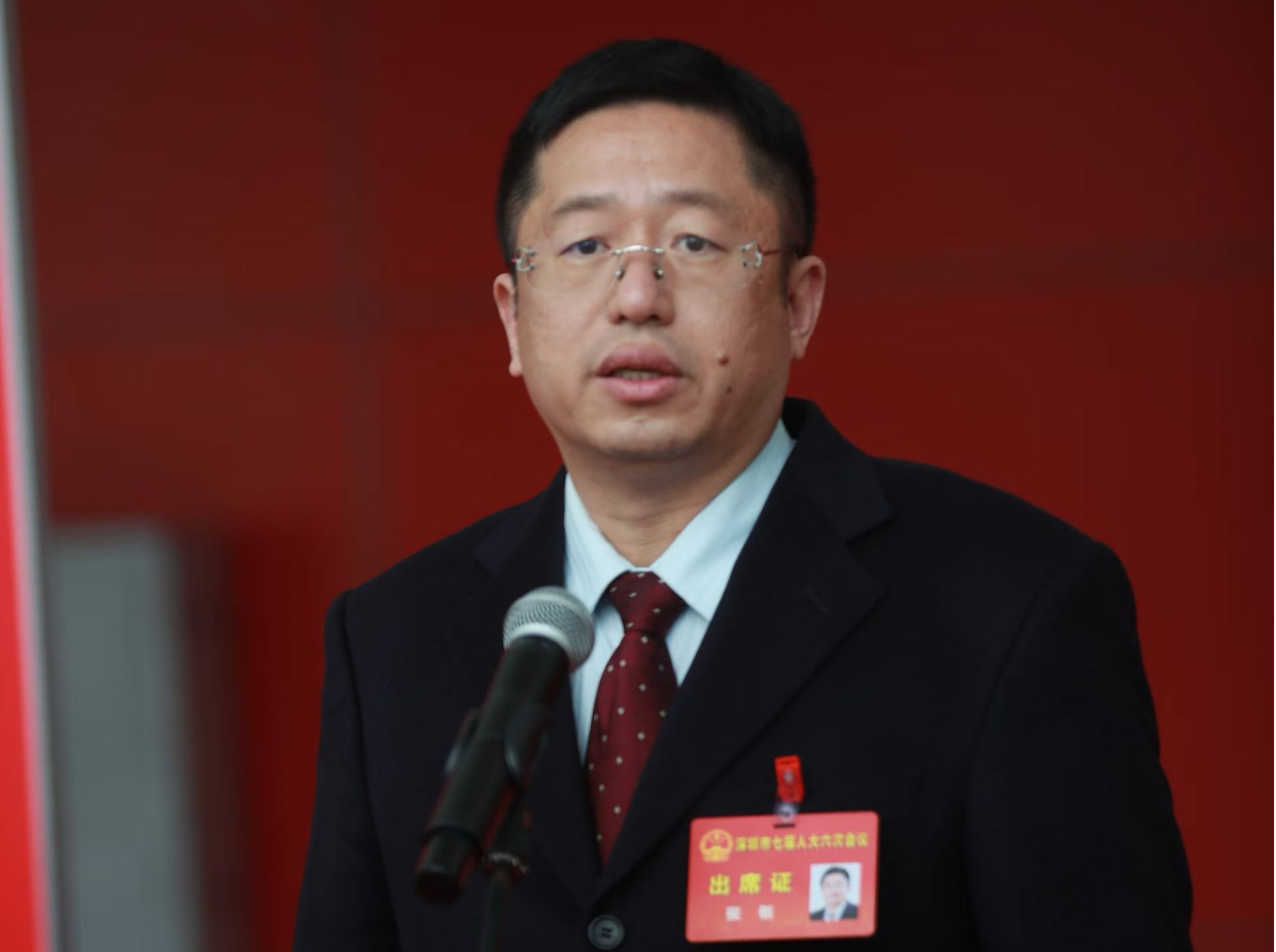 市人大代表、深圳市优必选科技股份有限公司首席财务官张钜：深圳有条件有优势把未来的人形机器人产业做扎实 | 聚焦2025深圳两会-代表通道
