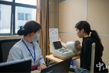 中山市开展2025年上半年女兵体检工作
