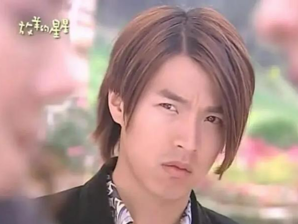 知名男演员李威涉嫌伤害致死，由证人转为被告
