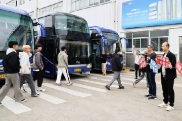 全省首趟返岗专车抵达中山：超200名技能人才为企业“解渴”