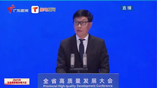 美的方洪波：机器人与自动化板块业务零售营收已突破300亿元 | 2025广东省高质量发展大会