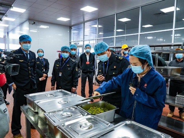 守护“开学第一餐”！东莞开学季全覆盖检查1861家学校食堂