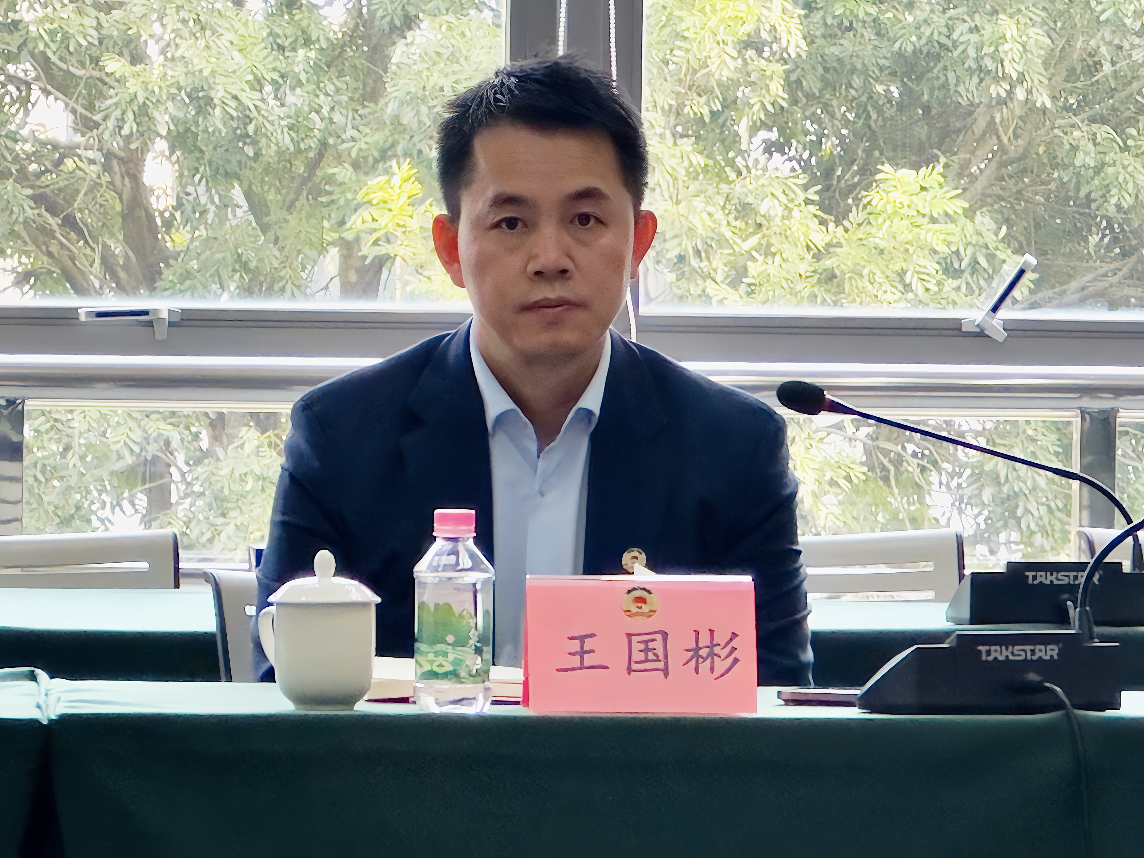 土巴兔创始人王国彬：推动平台经济促进产业升级，支持人工智能产业应用 | 聚焦2025深圳两会