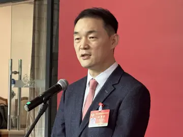 市政协委员李鉴墨：链接名校校友“朋友圈”，打造全球科创新生态丨委员声音
