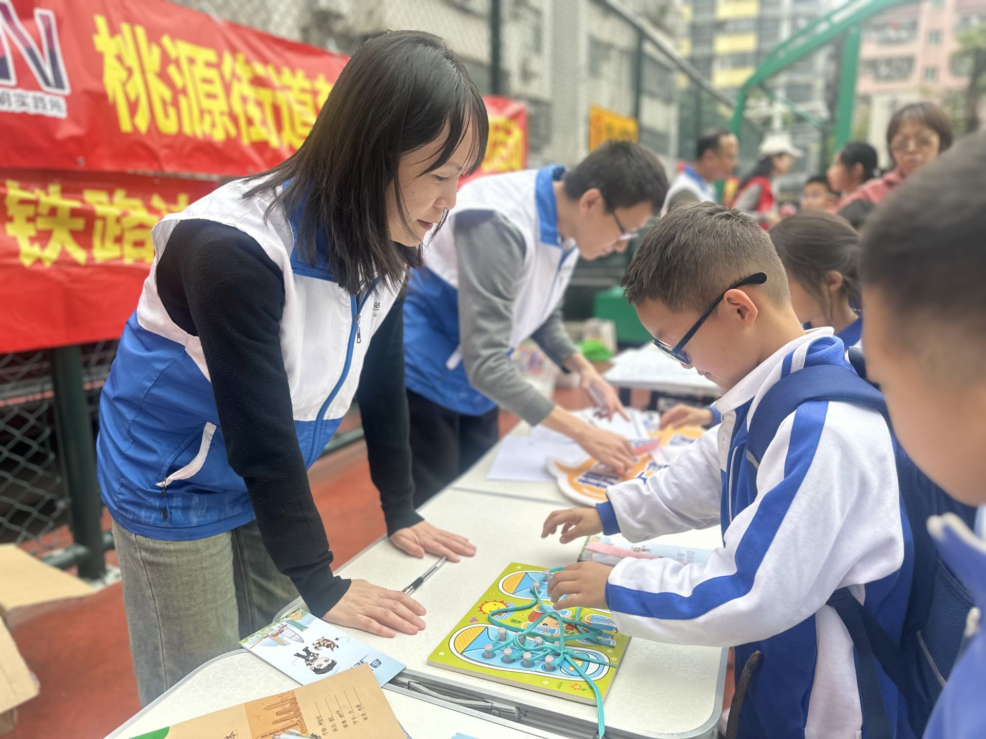 南山区桃源街道：强化禁毒宣教 筑牢社区“防毒墙”