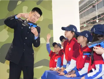 3月1日起，深圳少警队员可个人预约参观少年警营活动中心，无需跟团入馆