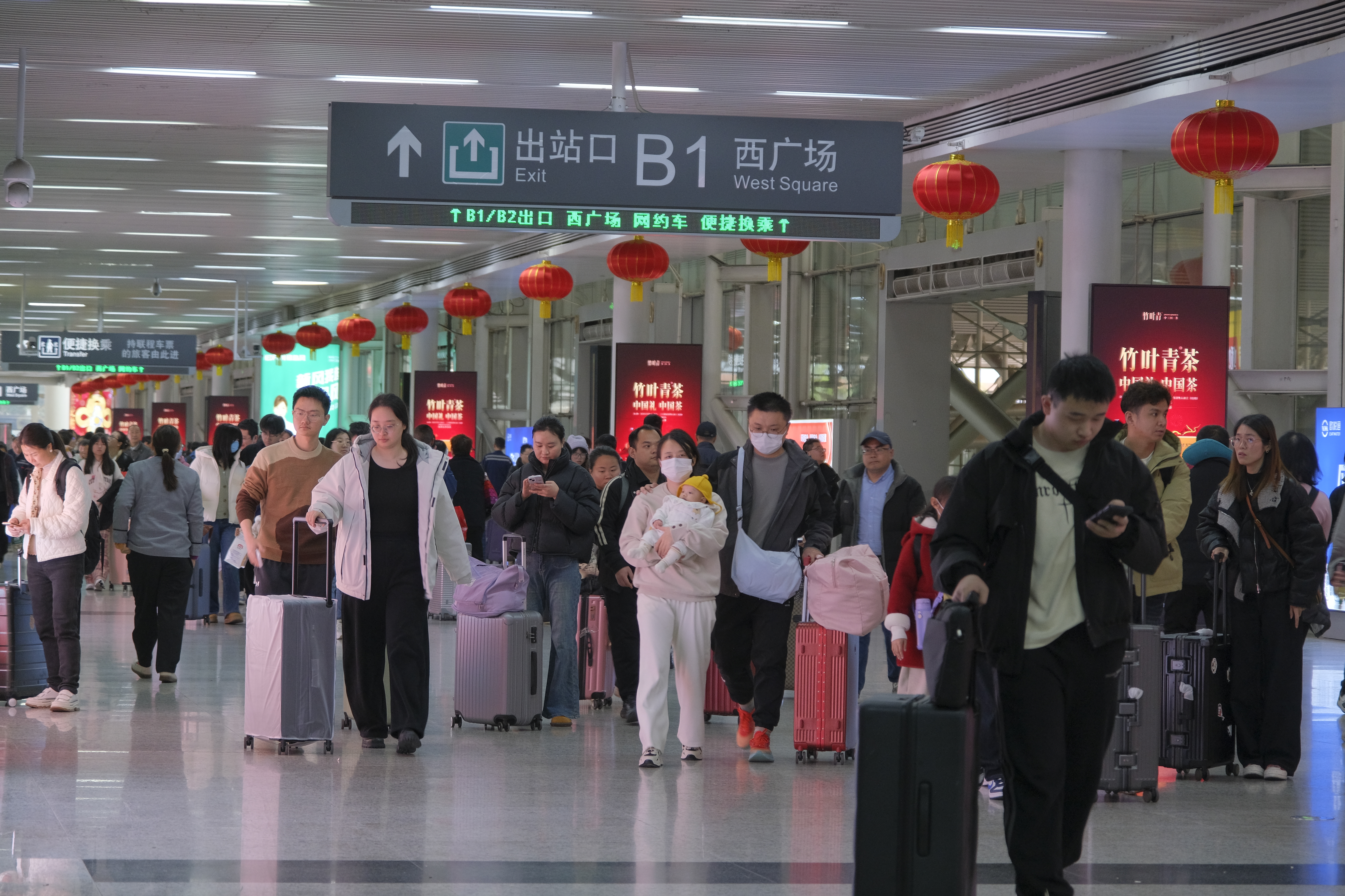 深圳铁路春运28天累计到发旅客超1600万人次，多项便民措施保障出行