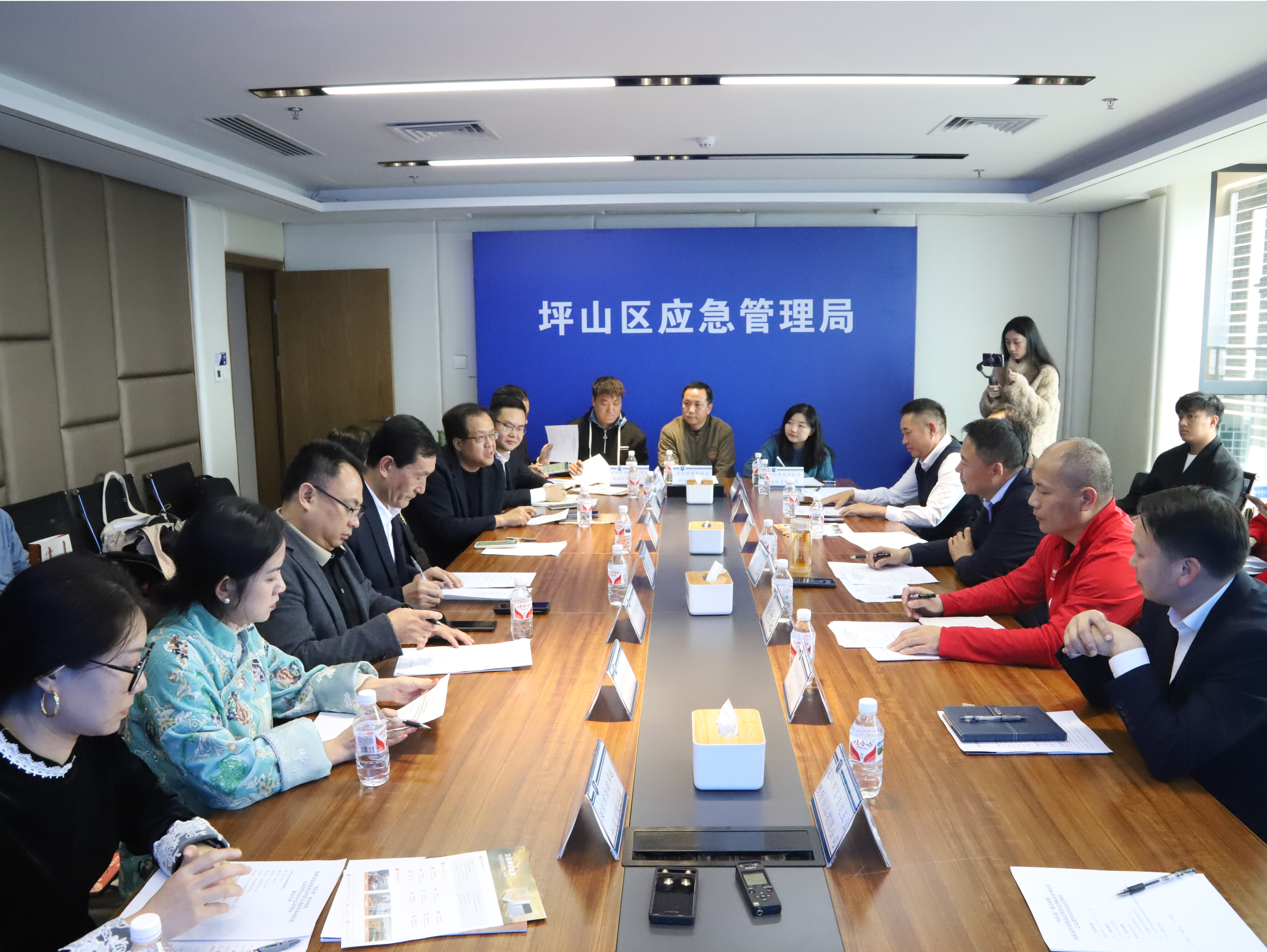 问需问计问效，坪山区跑出助企“加速度”