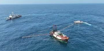 惠州海警局成功查缉1艘涉嫌非法捕捞渔船