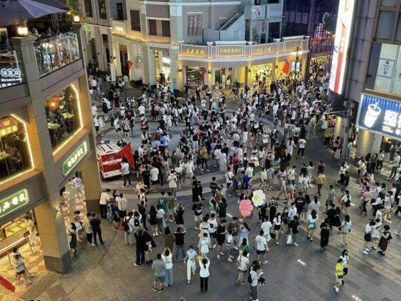 拥有1.5亿实时“人气”，广东提振消费的答案藏在哪？