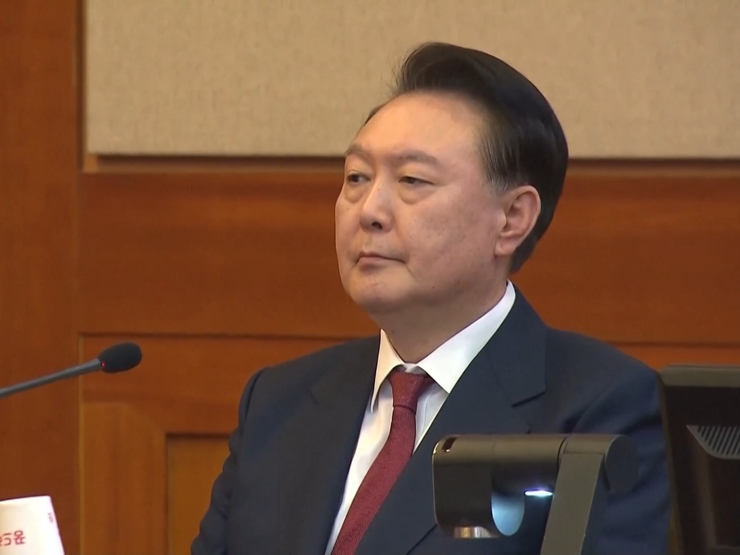 韩国检方放弃抗诉 尹锡悦稍后将被释放 