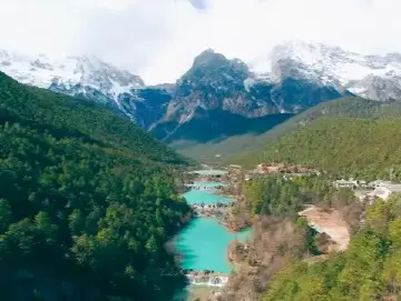 幸福生活，像花儿一样绽放——习近平总书记在贵州和云南考察纪实