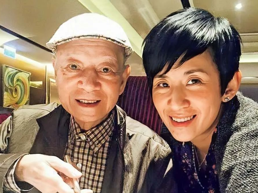 香港知名艺人夏春秋离世，女儿吴君如发文悼念 