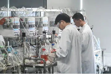 生产的抗癌药击败全球“药王”，中山药企迎来生物技术行业“DeepSeek时刻”