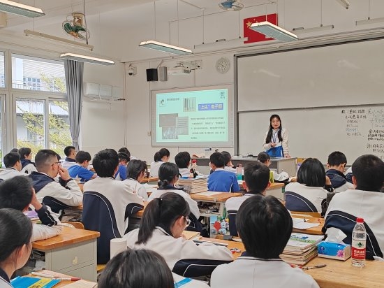 “心有边界 坚守自我”，西丽街道开展青少年禁毒教育主题班会