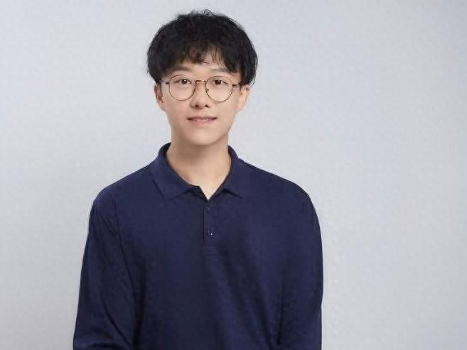 被踢出大学班级群、5分钟收费1万元？北大毕业的正骨师张乐超回应 