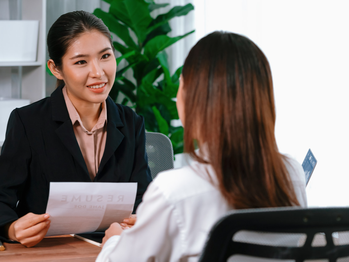 一地要求：不得询问女性求职者婚育情况 