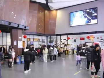中办、国办印发《提振消费专项行动方案》
