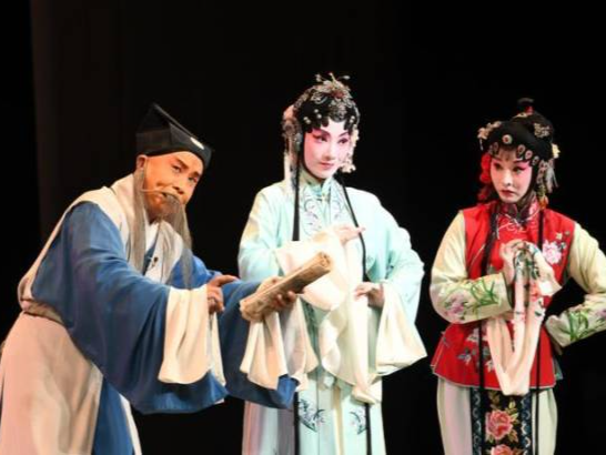 习近平两会时刻丨中华文化“出海”又“出彩” 