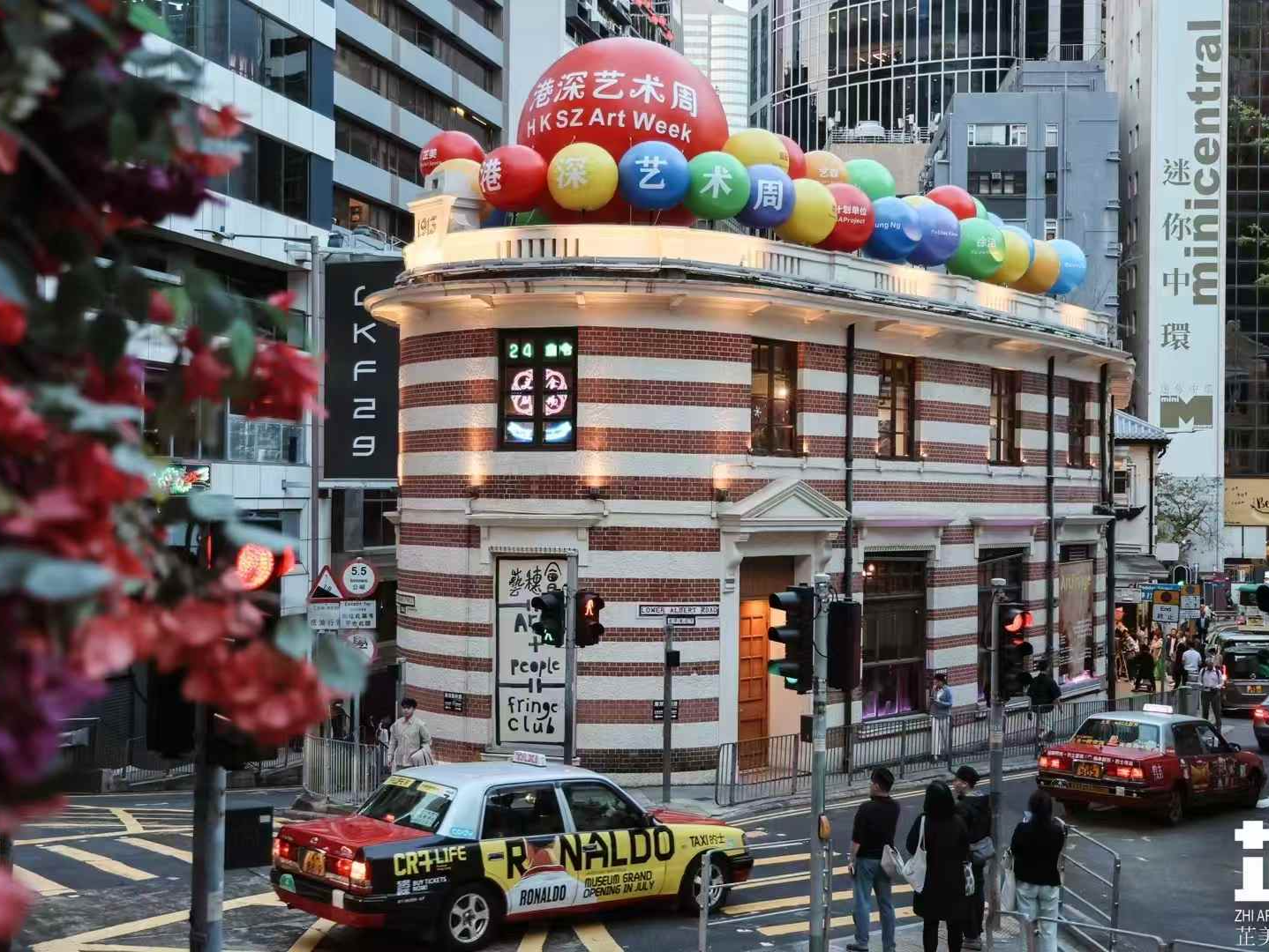 “2025港深艺术周”落幕 小型艺术作品搭建两地文化桥梁