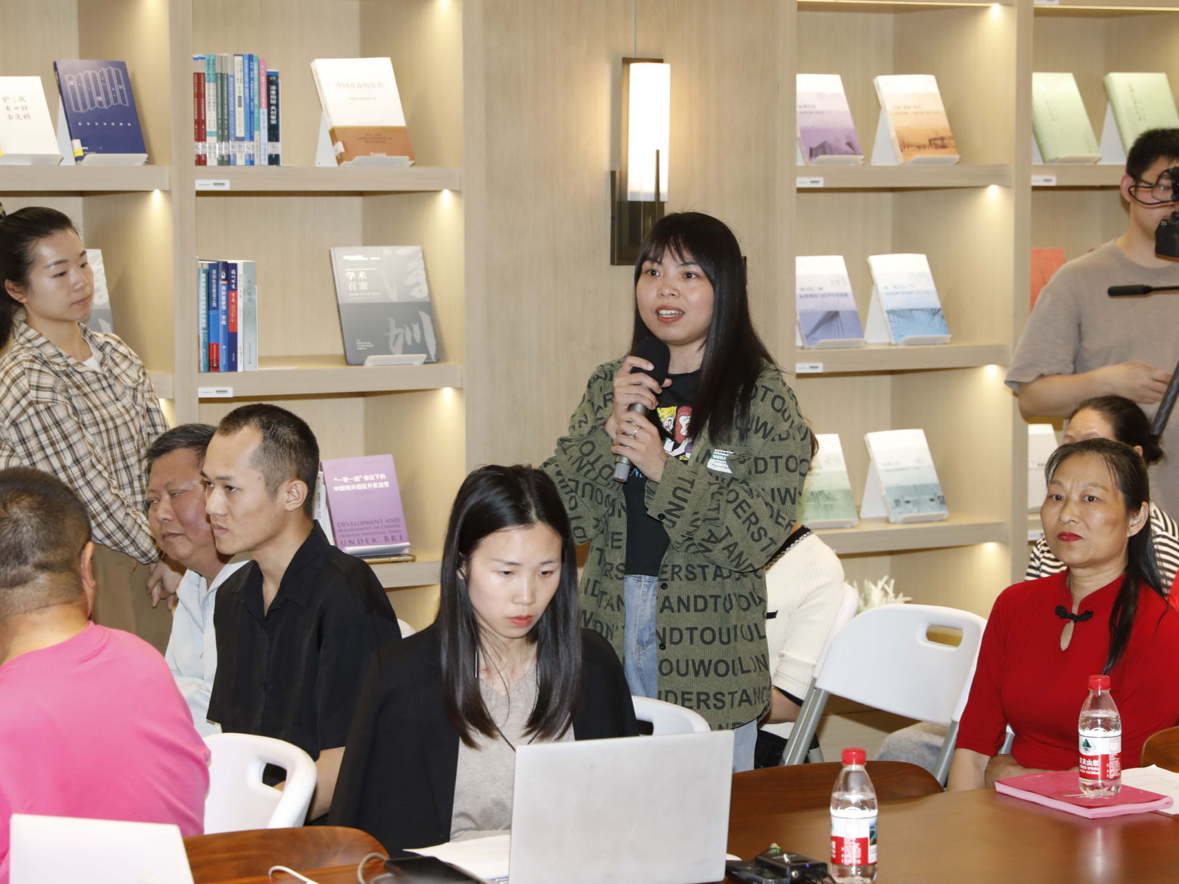 《我的余生》深圳首发，名家助力“特殊诗人”圆梦