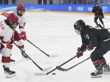2025女子冰球世锦赛4月深圳开赛，中国女冰主场迎战五大劲敌