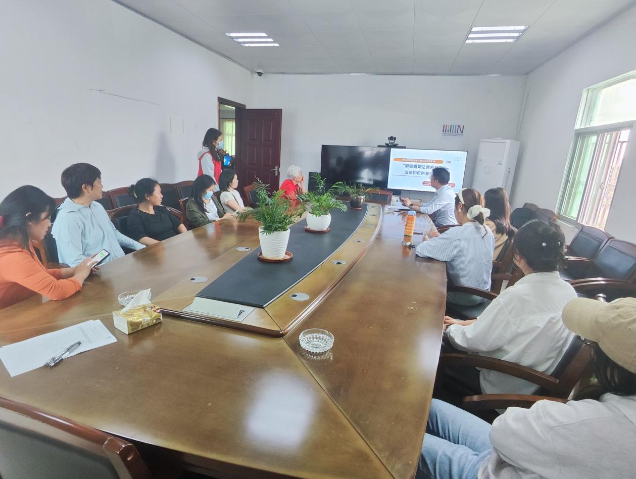 西丽街道大磡社区举行法律科普活动