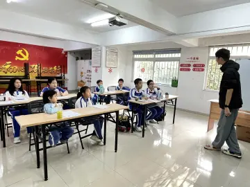 民新社区开展儿童青少年逻辑思维能力提升活动