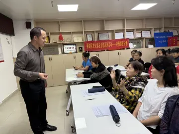 人民桥社区开展公益法律大讲堂 提高长者法律意识
