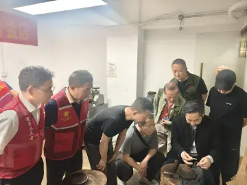 翠竹街道：“老班长工作室”开展技能专项考察，助推退役军人就业创业
