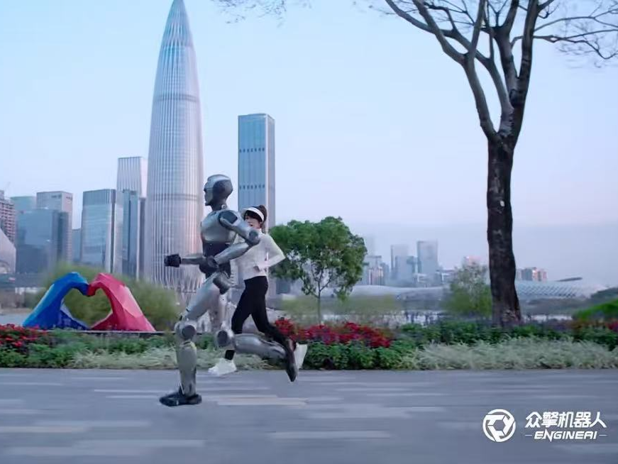 从“全球首例前空翻”，到“狂飙”12km/h，深圳机器人又“出圈”